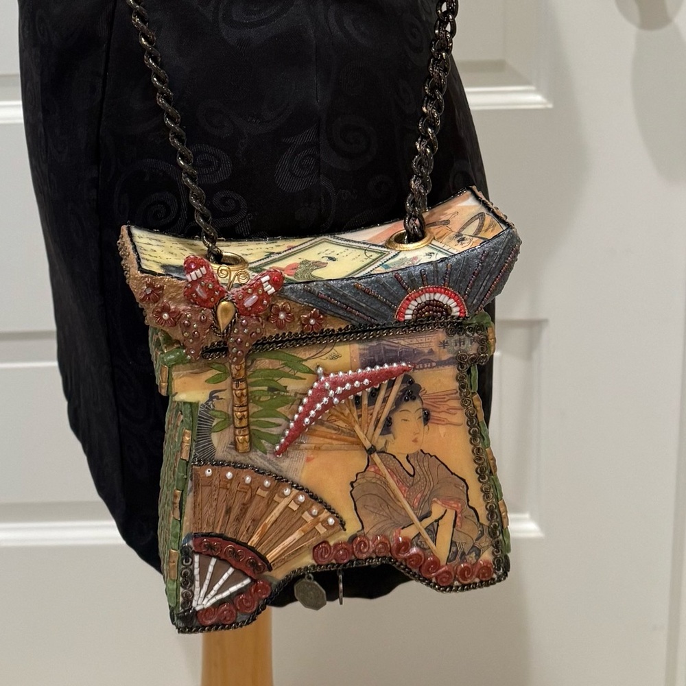 Mary Frances vintage pagoda bag with geisha girl and chain shoulder strap